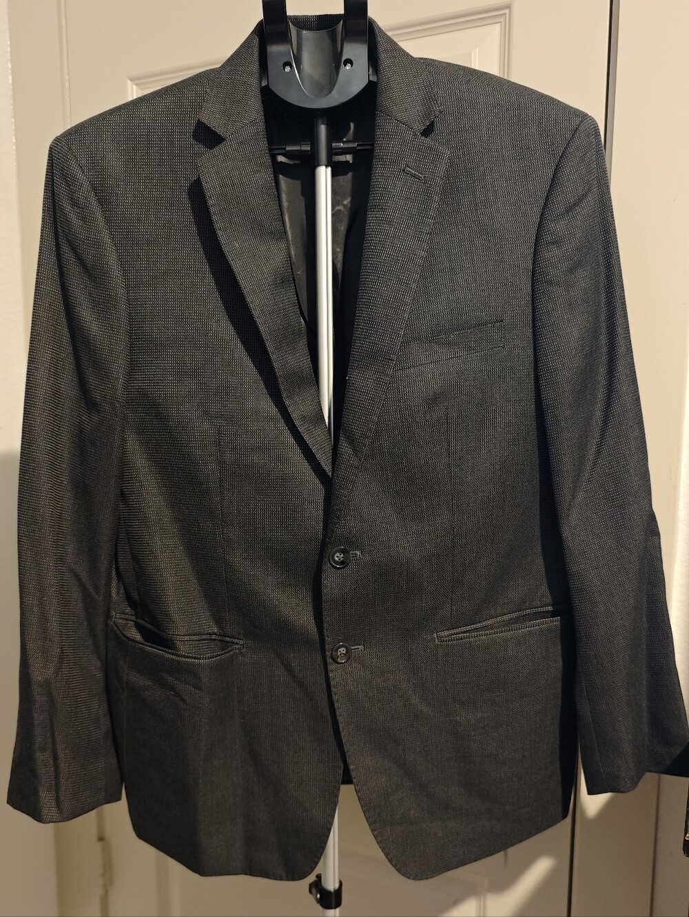 Calvin Klein Men's Black Herringbone Two- Button Double-Vented Blazer Size 42S